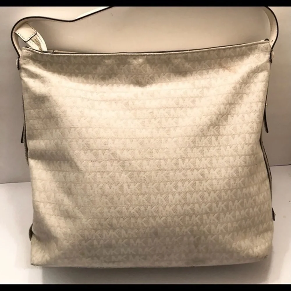 Michael kors signature white mk hobo bag